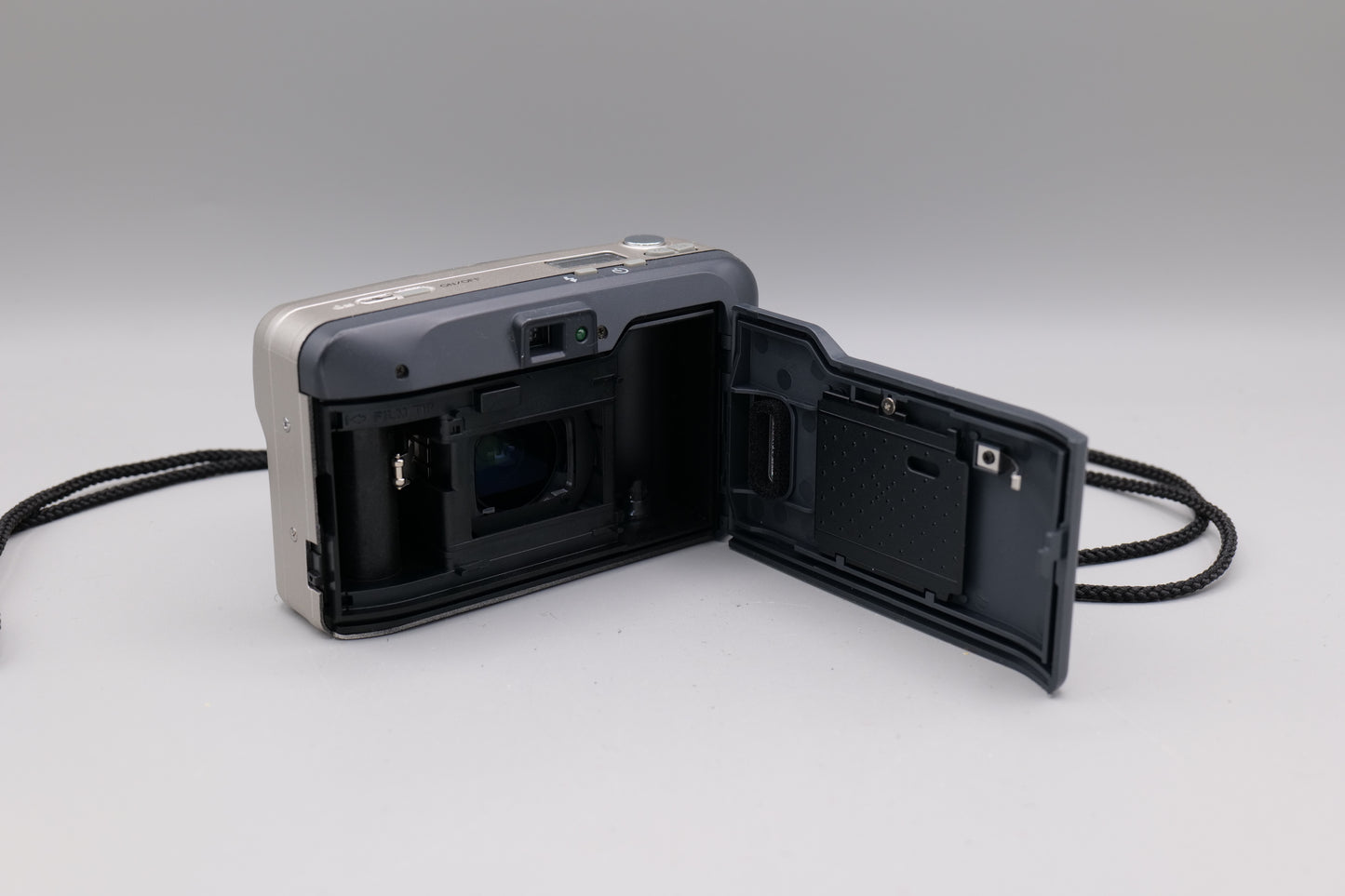 Minolta Riva Zoom 90