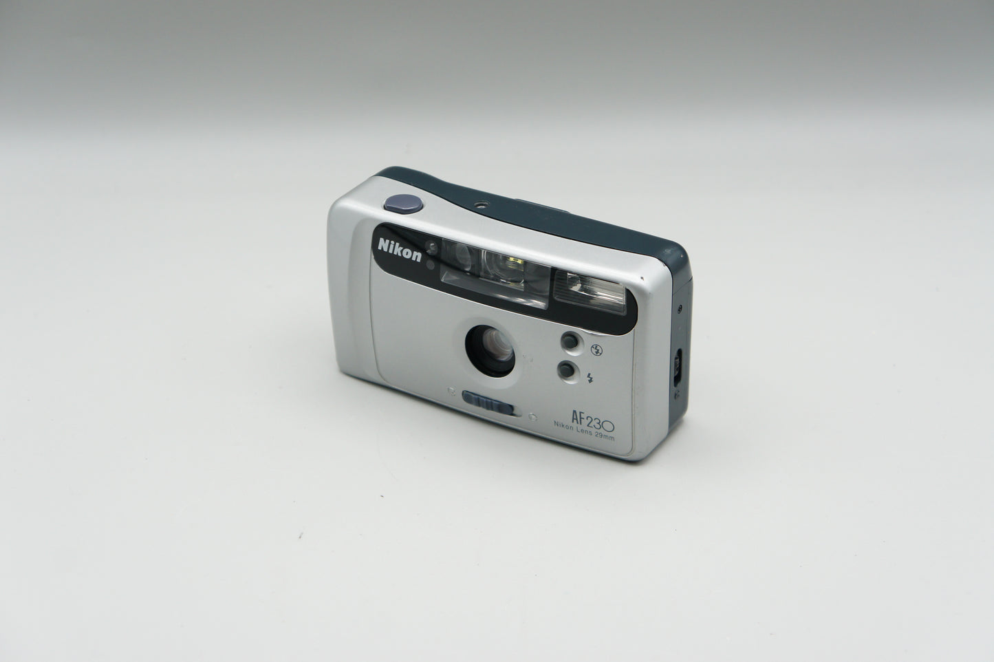 Nikon AF 230