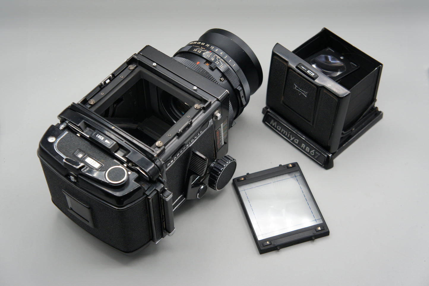 Mamiya RB67 & Mamiya-Sekor 90mm f3.8