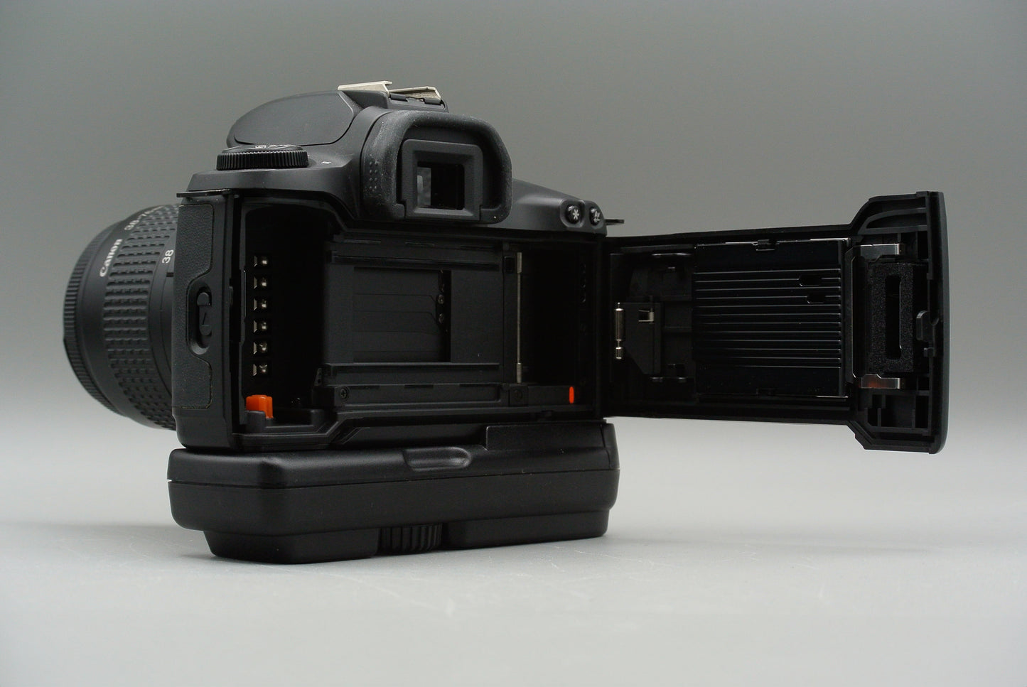 Canon EOS 500 N & Canon EF 38-76mm