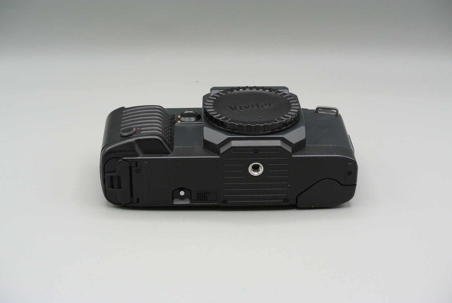 Canon T70