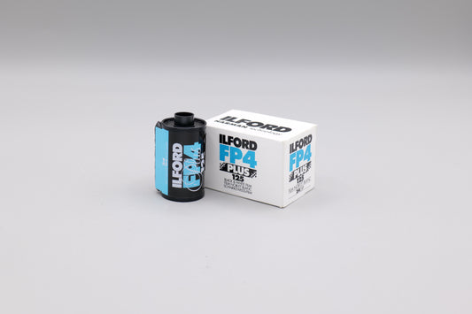 Ilford FP4 Plus 125 ISO 35mm - Négatif Noir & Blanc [Périmé]