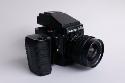 Mamiya 645 Super & Mamiya-Sekor N 45mm f2.8 & Accessoires