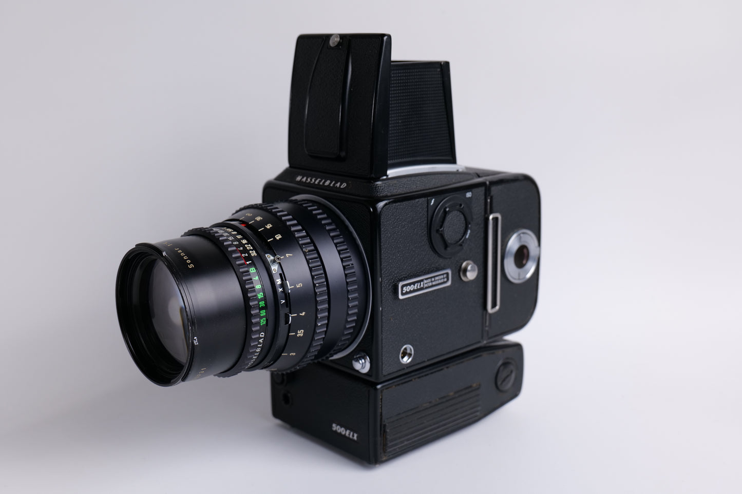 Hasselblad 500 ELX & Sonnar 4/150mm T* [AVEC ADAPTATEUR A PILES AAA LR6]