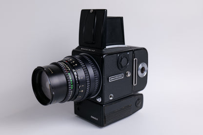 Hasselblad 500 ELX & Sonnar 4/150mm T* [AVEC ADAPTATEUR A PILES AAA LR6]