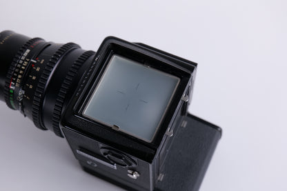 Hasselblad 500 ELX & Sonnar 4/150mm T* [AVEC ADAPTATEUR A PILES AAA LR6]