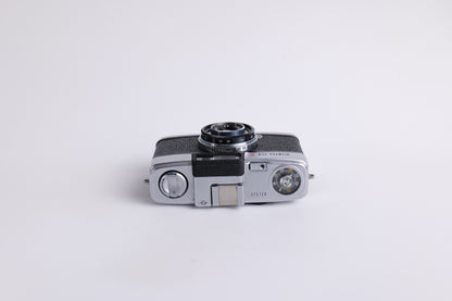 Olympus-Pen S