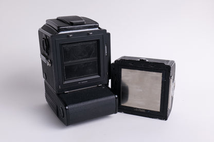Hasselblad 500 ELX [AVEC ADAPTATEUR A PILES AAA LR6]
