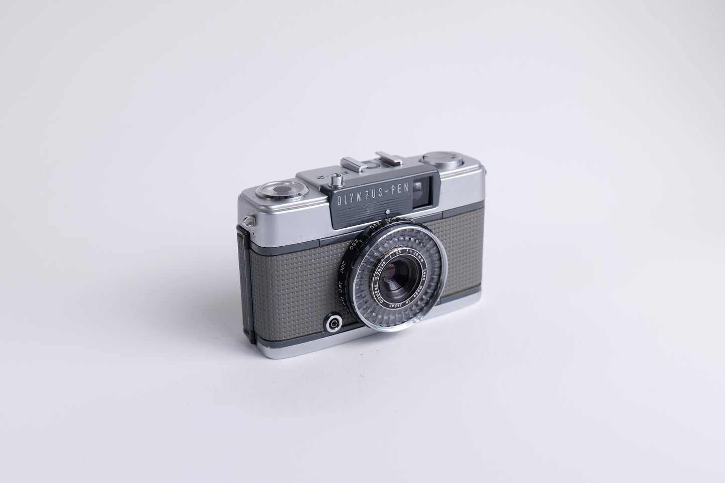 Olympus PEN EE-2