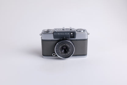 Olympus PEN EE-2