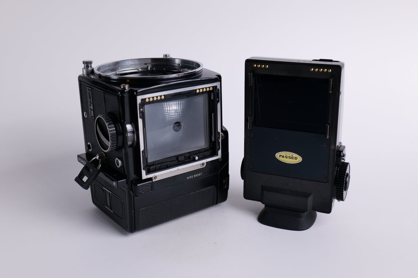 Zenza Bronica ETRS & Poignée Speed Grip-E