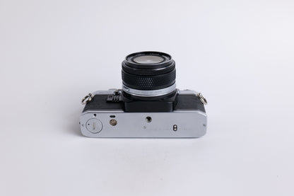 Olympus OM10 & Zuiko Auto-W 28mm f/3.5