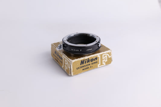 Bague d'extension Nikon E2