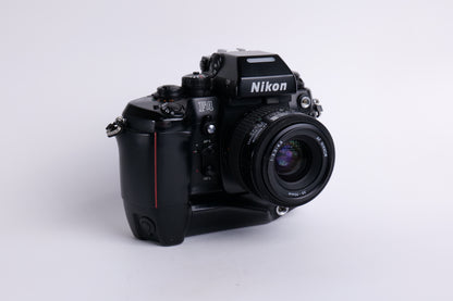 Nikon F4s & AF Nikkor 35-70mm