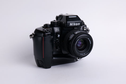 Nikon F4s & AF Nikkor 35-70mm