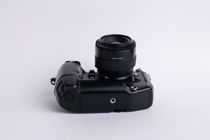 Nikon F4s & AF Nikkor 35-70mm