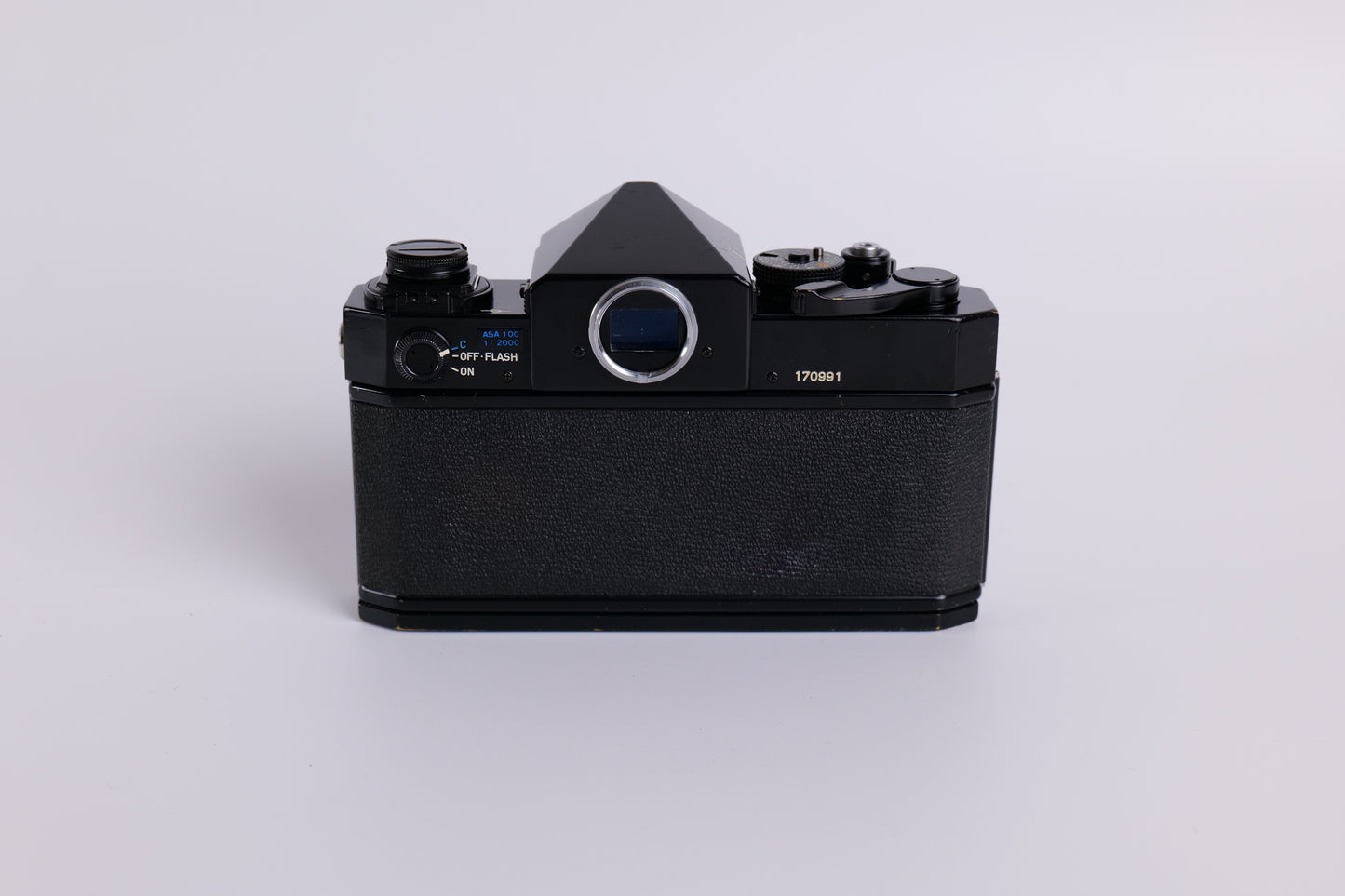 Canon F-1