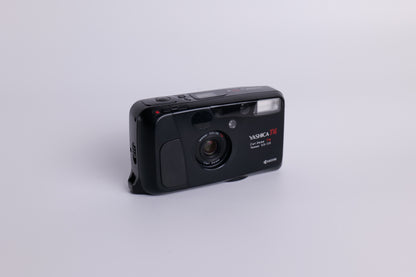 Yashica T4 D