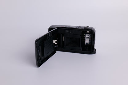 Yashica T4 D