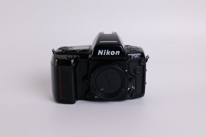 Nikon F90