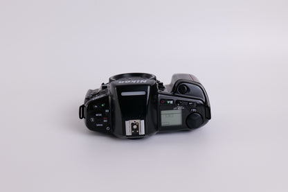 Nikon F90