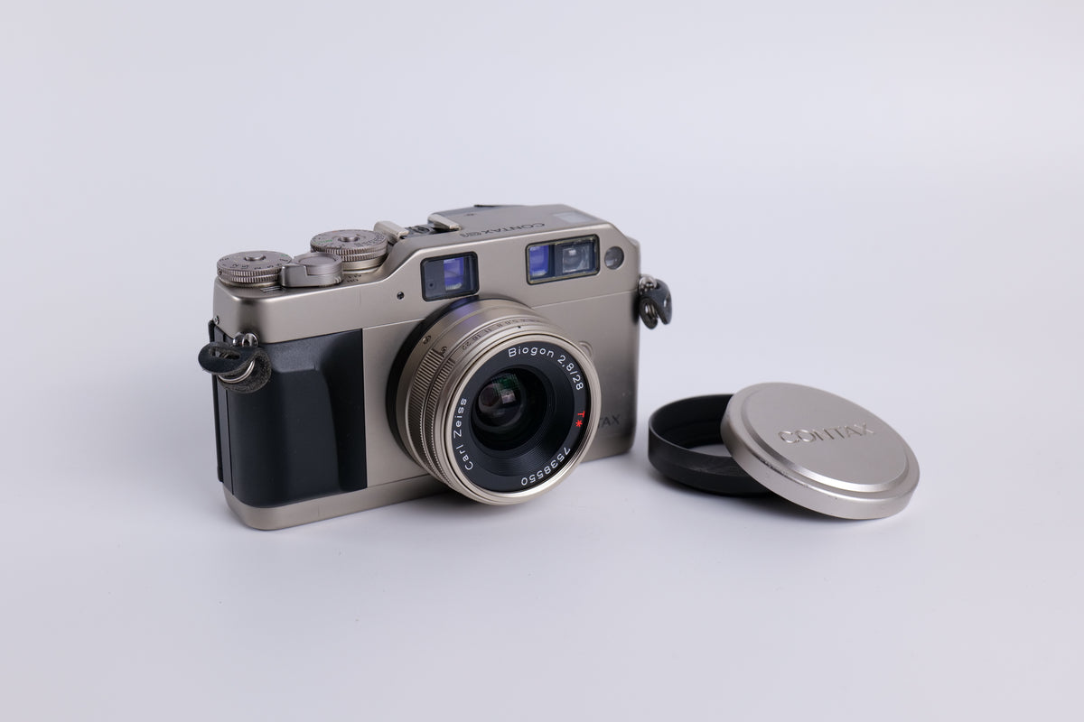 Contax G1 & Zeiss Biogon 28mm f/2.8 T*