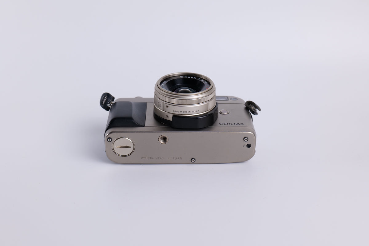Contax G1 & Zeiss Biogon 28mm f/2.8 T*