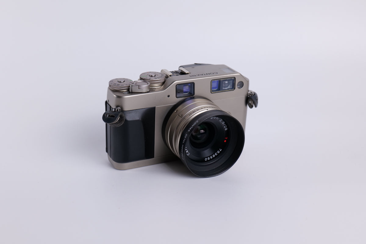 Contax G1 & Zeiss Biogon 28mm f/2.8 T*