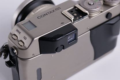 Contax G1 & Zeiss Biogon 28mm f/2.8 T*