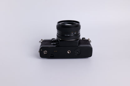 Contax 139 Q & Zeiss Planar 50mm f/1.7 T*