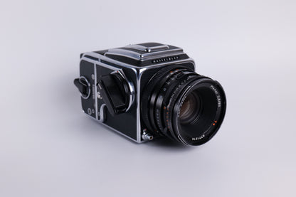 Hasselblad 500 C/M & Zeiss Planar CF 80mm f/2.8 T*