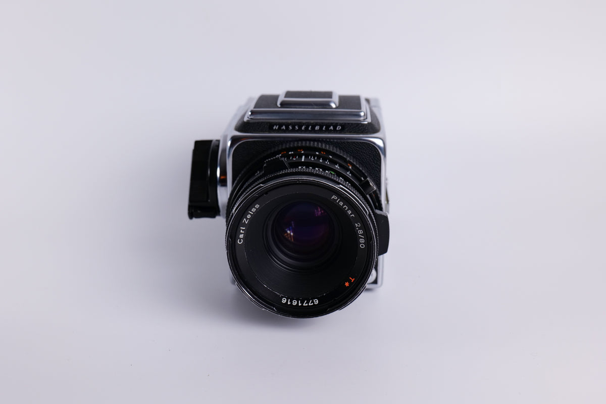 Hasselblad 500 C/M & Zeiss Planar CF 80mm f/2.8 T*