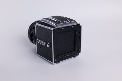 Hasselblad 500 C/M & Zeiss Planar CF 80mm f/2.8 T*