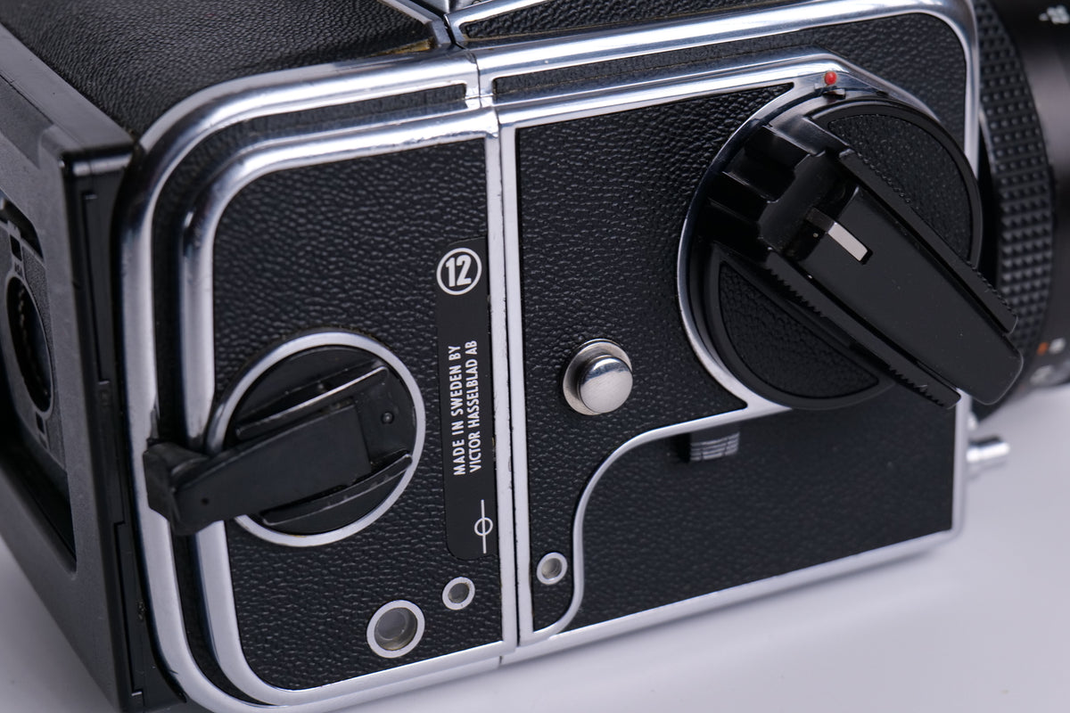 Hasselblad 500 C/M & Zeiss Planar CF 80mm f/2.8 T*