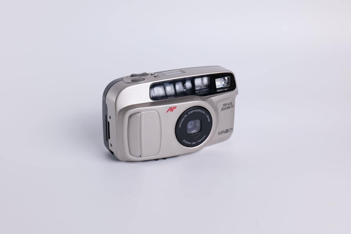 Minolta Riva Zoom 70