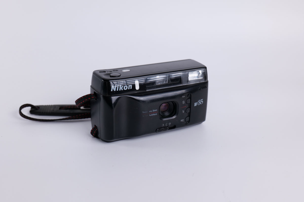 Nikon W35