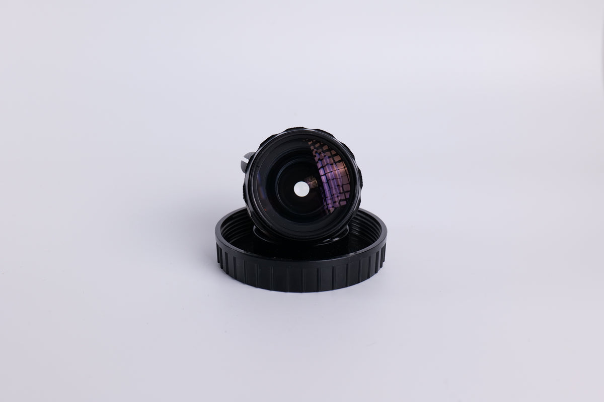 Nikon Nikkor-H Auto 28mm f/3.5 Pre-AI