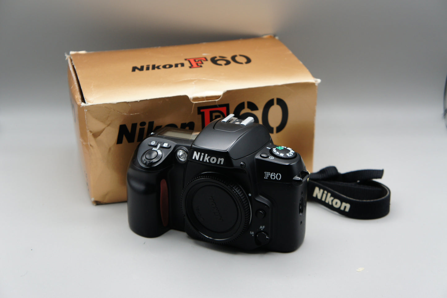 Nikon F60