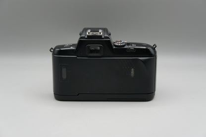 Nikon F-401x & AF Nikkor 35-80mm