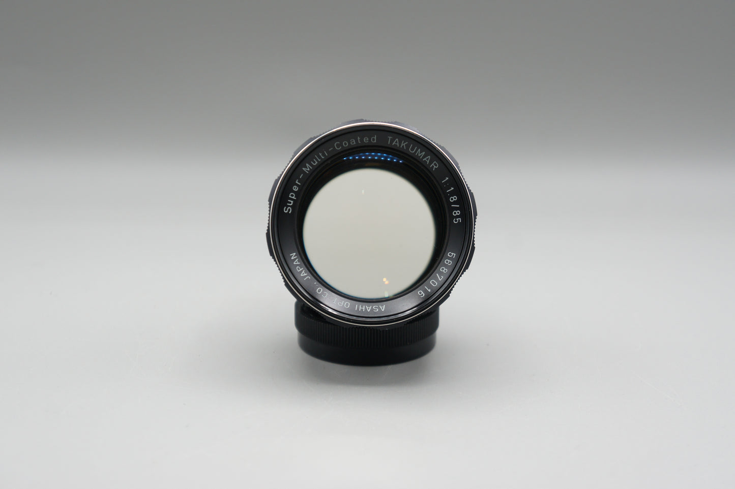Pentax Super-Multi-Coated Takumar 85mm f1.8 [M42]
