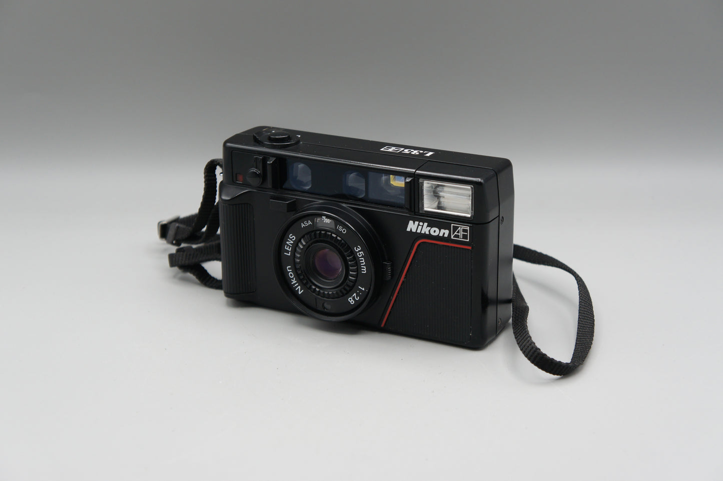 Nikon L35AF