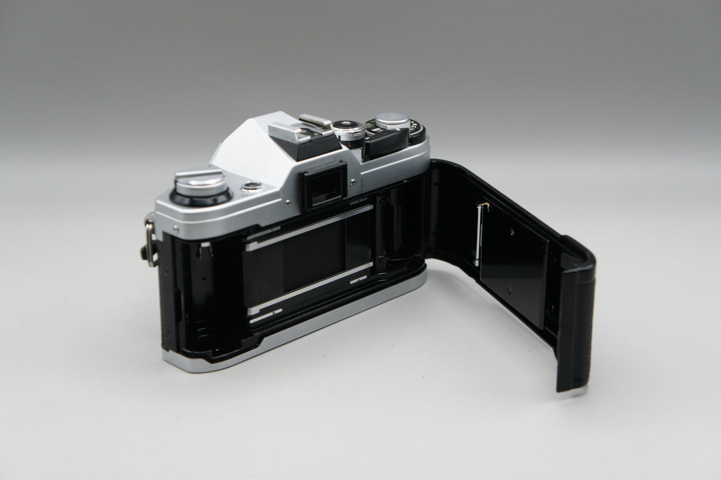 Canon AE-1