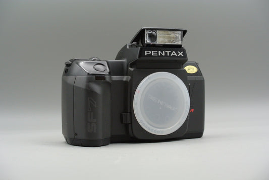 Pentax SF7