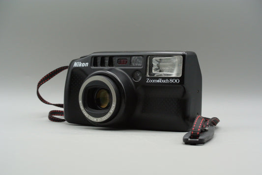 Nikon Zoom Touch 800