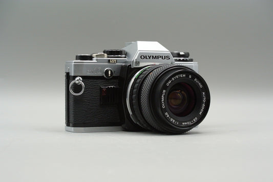 Olympus OM-10 & Zuiko Zoom 35-70mm