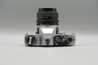 Olympus OM-10 & Zuiko Zoom 35-70mm