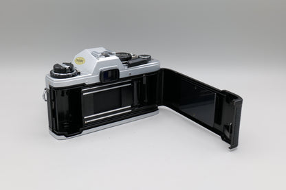 Olympus OM10 & Zuiko Auto-S 50mm f1.8