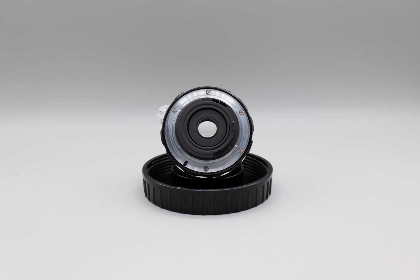 Nikon Nikkor-H Auto 28mm f3.5 Pre-AI