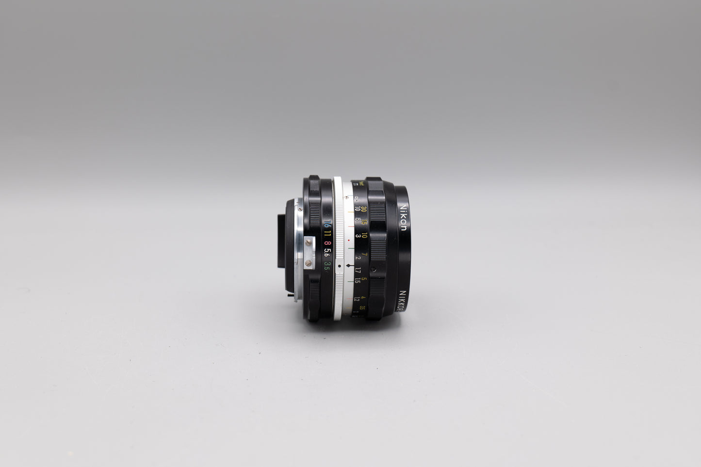 Nikon Nikkor-H Auto 28mm f3.5 Pre-AI