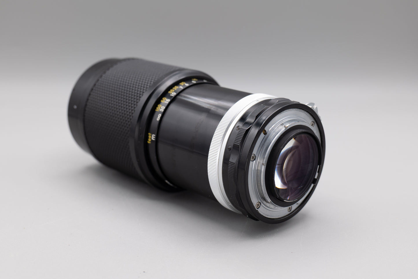 Nikon Zoom-Nikkor 80-200mm f4.5 Pre-AI